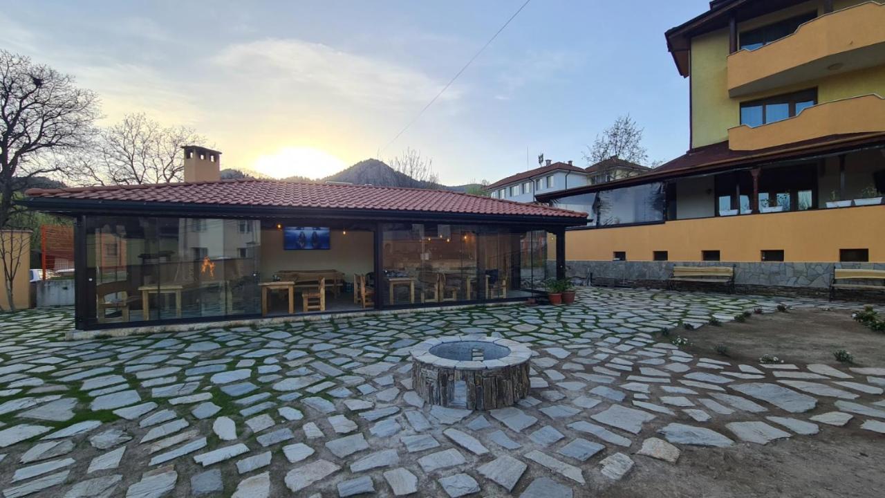 Guesthouse Nefertiti Smolyan Exterior foto