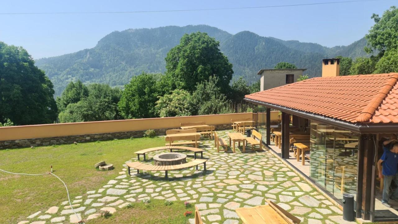 Guesthouse Nefertiti Smolyan Exterior foto